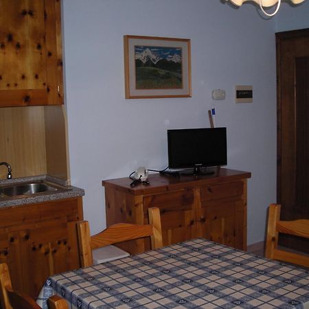 Residence Pian Del Vino Pradelle Екстериор снимка