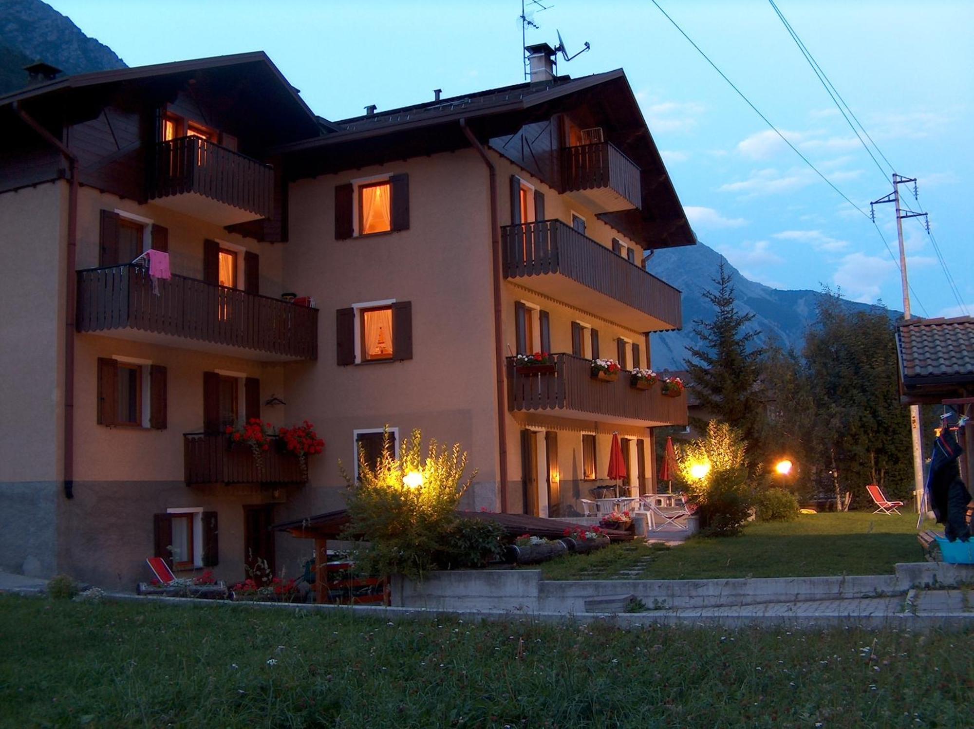 Residence Pian Del Vino Pradelle Екстериор снимка